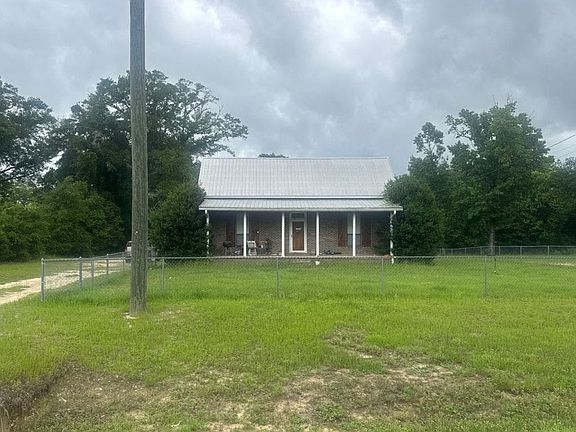 3rd image of 1424 Reese Ave