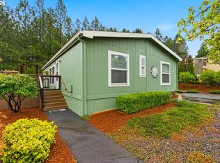 10400 SE Cook Ct Unit 4, Milwaukie, OR 97222