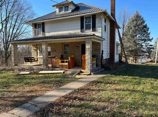 100 Elm St, East Dubuque, IL 61025