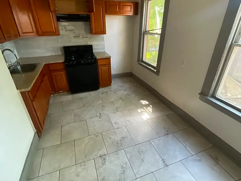 83 Willoughby St #1 — Photo 3