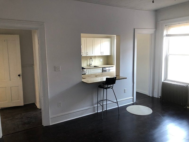 1st image of 47-43 Vernon Blvd #3R