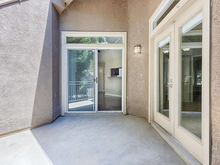 Larkspur Woods Apartment Homes — Photo 17