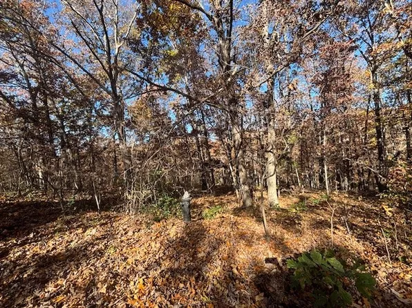 2 Aldershot Cir, Bella Vista, AR 72714