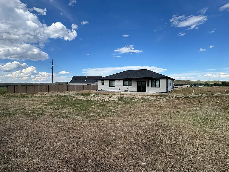 1495 Oxbow Dr — Photo 12