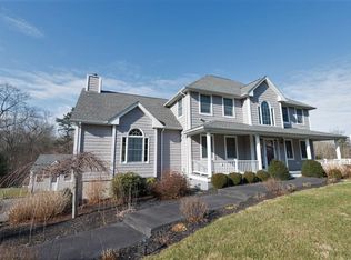 19 Autumn Dr, Westport, MA 02790