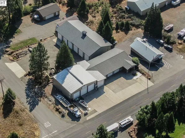 281 Mary Ave, Trinity Center, CA 96091