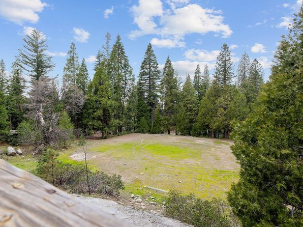 40838 Village Pass Lane UNIT 18, Shaver Lake, CA 93664