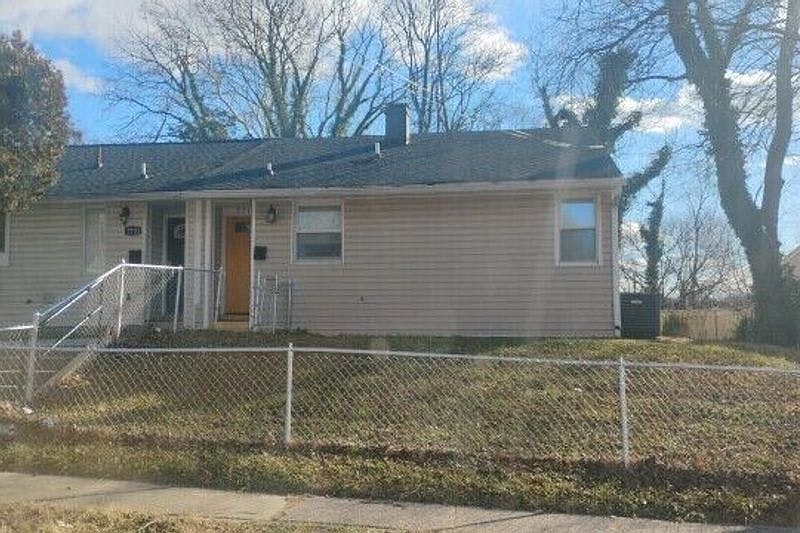 1st image of 7717 Oxman Rd