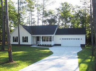 310 Sugarberry Ct, Jacksonville, NC 28540