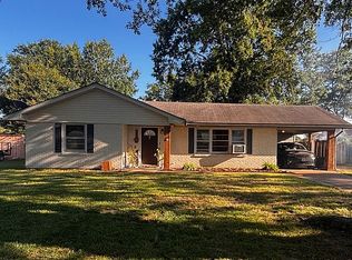 109 Thomas St, Cleveland, MS 38732