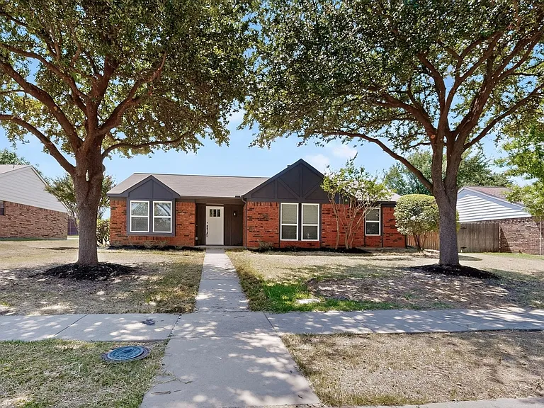 215 Aspenway Dr — Photo 6
