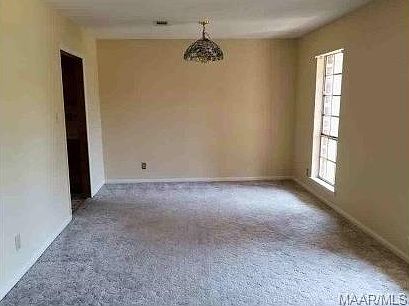3rd image of 5805 Ainsworth Dr