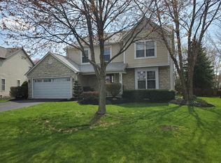 8800 Clarksdale Dr, Lewis Center, OH 43035