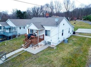 339 Short St, Burgettstown, PA 15021