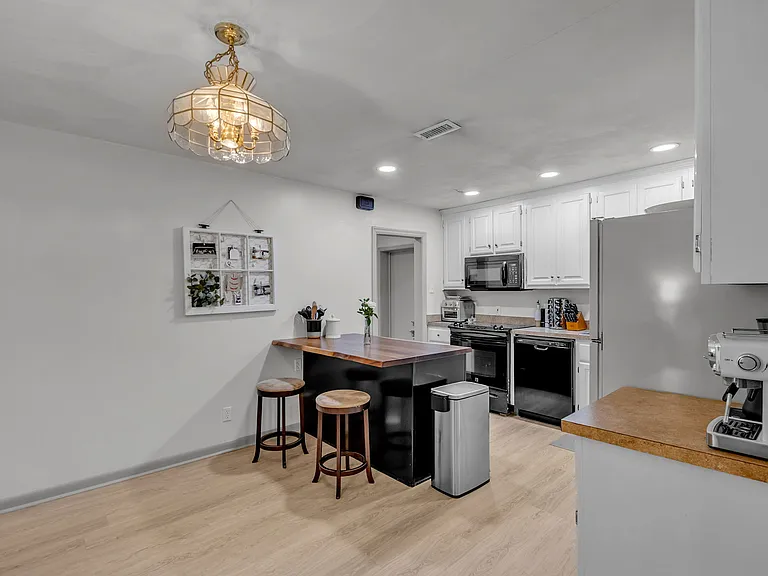 501 Euwanee Pl — Photo 9