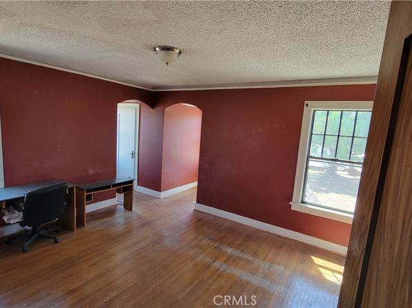 120 W Marshall Blvd #9