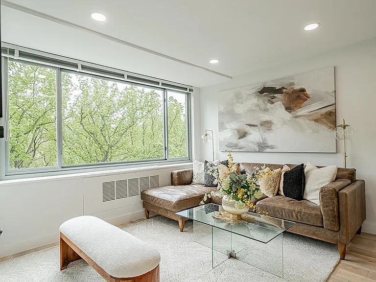 4200 Cathedral Ave NW #1005 — Photo 9