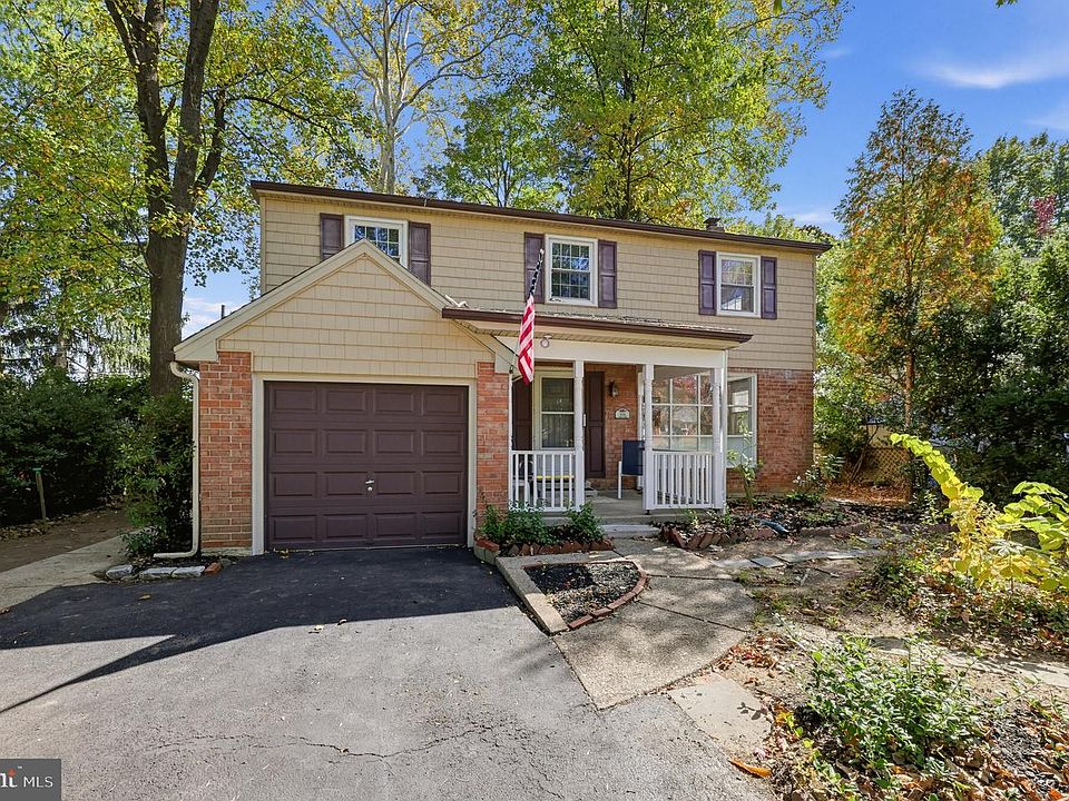 1st image of 614 Georgetown Rd