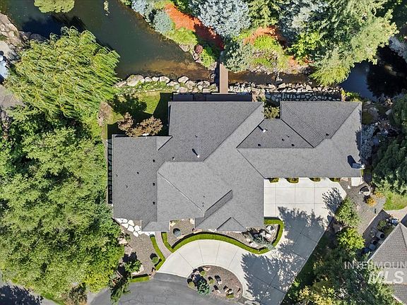 3rd image of 9070 W Woodglade Ln