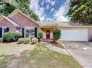 1308 Woodleigh Rd, Dothan, AL 36305