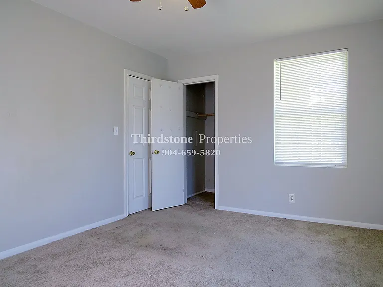 1946 Allandale Cir E — Photo 12