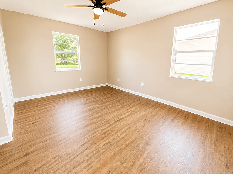 21491 Webbwood Ave — Photo 12
