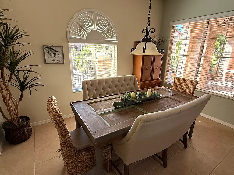 3925 N Monument Dr — Photo 31