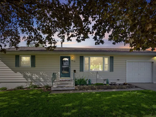 813 12th Ave, Orion, IL 61273