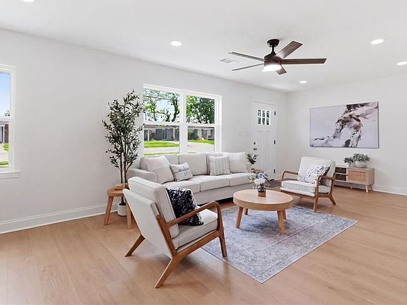 5th image of 244 Azalea Dr