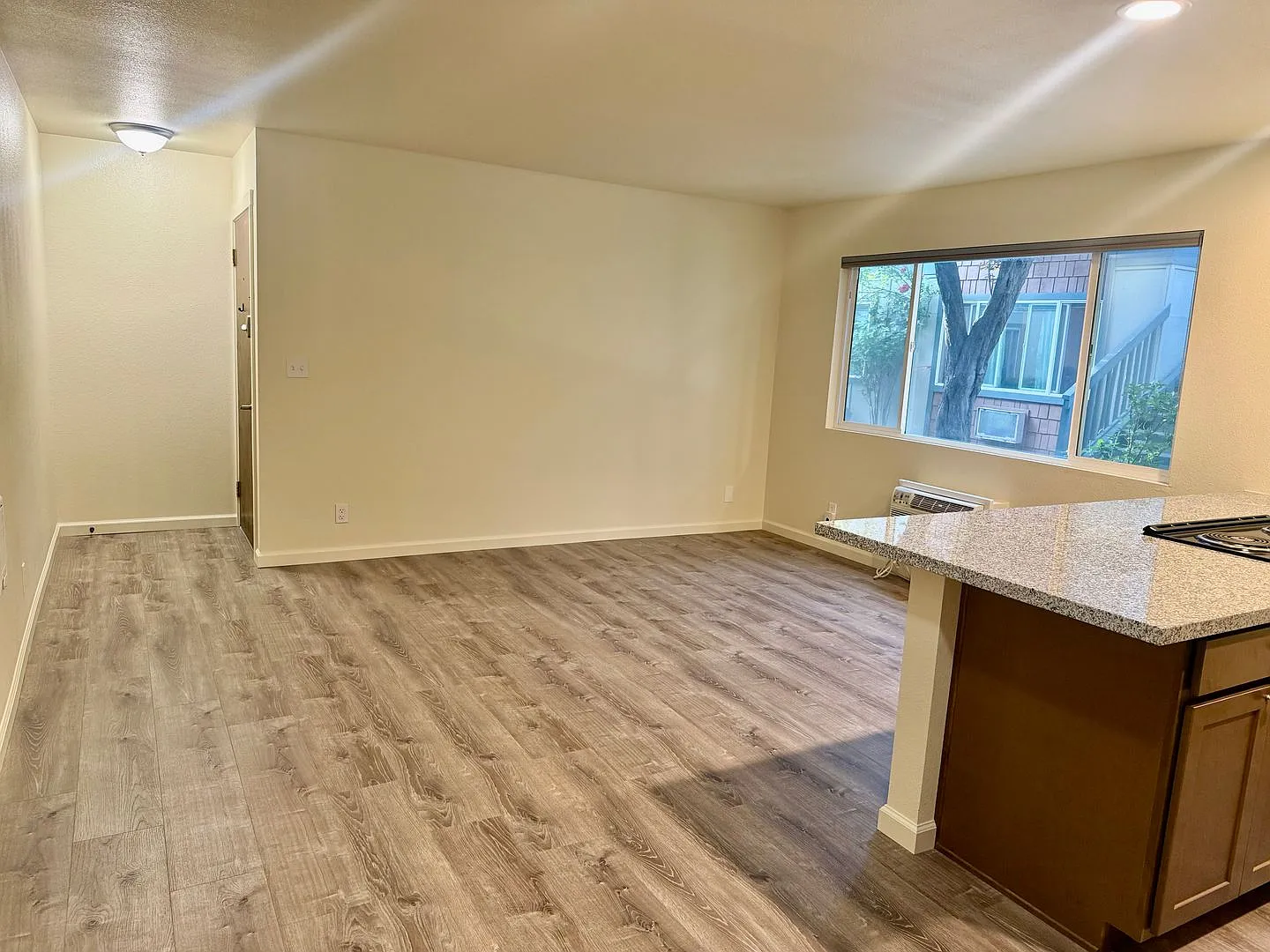 Fowler Apartments — Photo 3