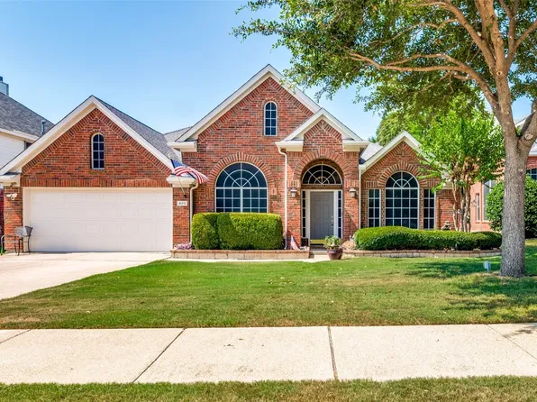 420 Laura Ln, Grand Prairie, TX 75052
