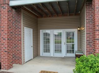 9402 Clubview Dr UNIT 101, Louisville, KY 40291