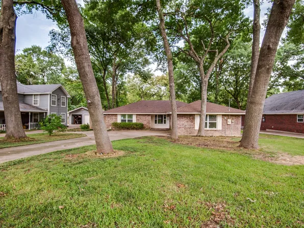 1244 Sandalwood Trl, Lancaster, TX 75146