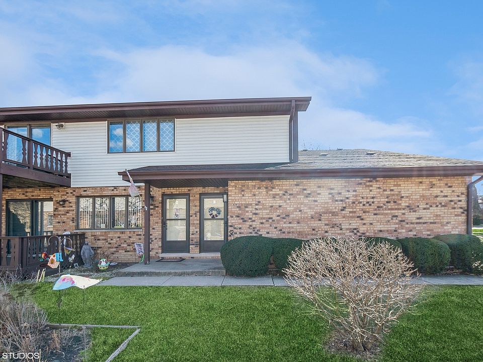 1st image of 214 Manor Dr Unit C