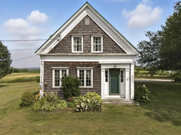 819 Upper Street, Turner, ME 04282