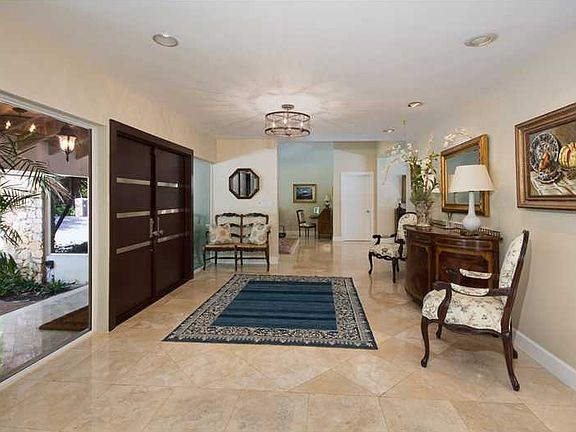 Snapper Creek Lakes Beauty