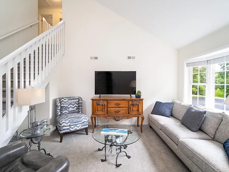 5 Tsuga Rise — Photo 4