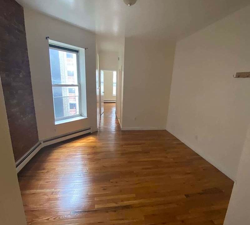 1st image of 134 W 109th St #3DD