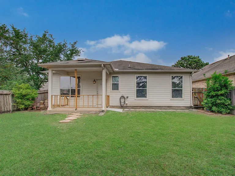 24135 Pinecreek Point — Photo 28