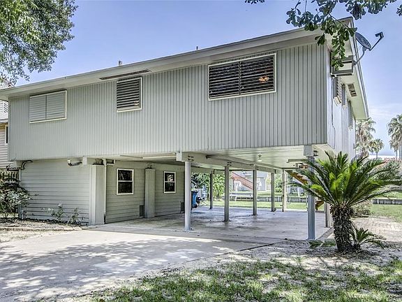3rd image of 4515 Bayou Bend Dr