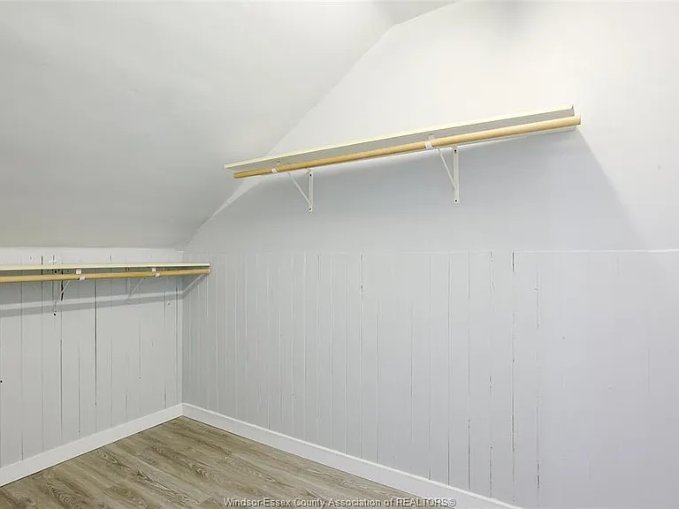 1453 Marentette Ave #UPPER — Photo 21