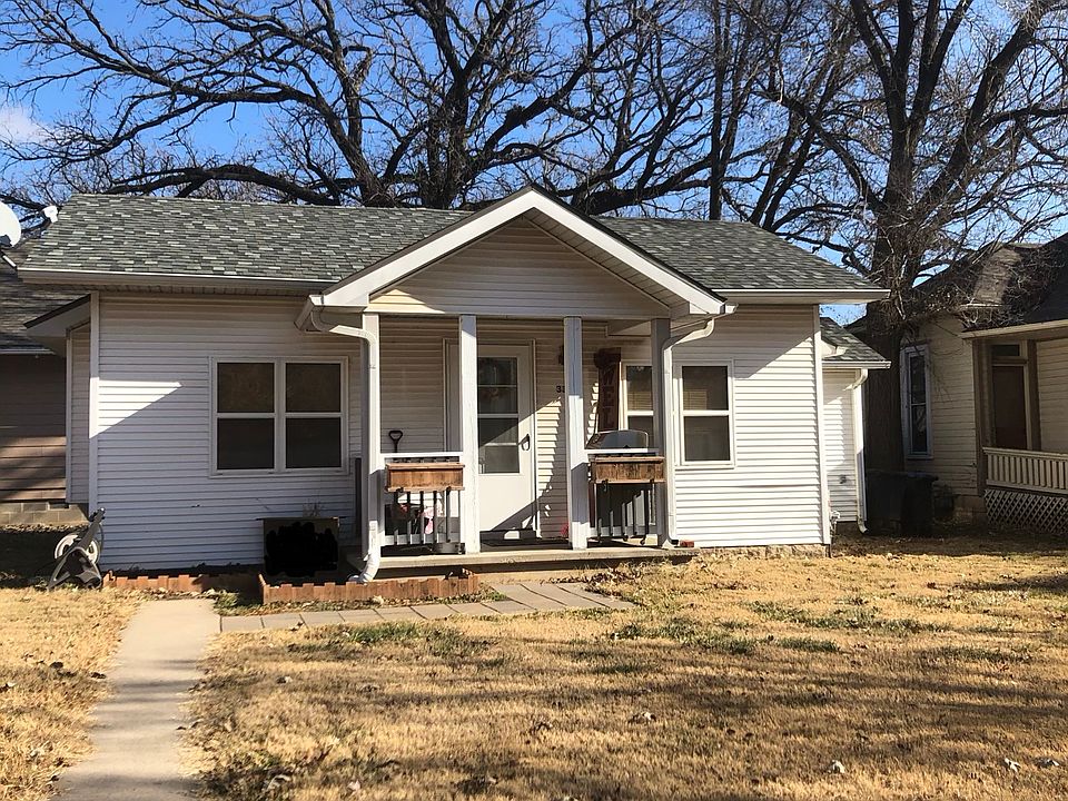 1st image of 334 N Emporia St