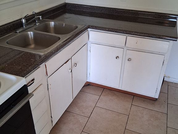 3rd image of 4603 Stierwalt St