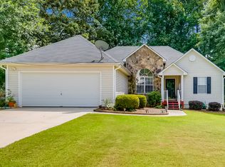 3810 Michaels Creek Way, Loganville, GA 30052