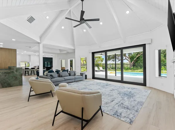 2670 Tecumseh Drive, West Palm Beach, FL 33409