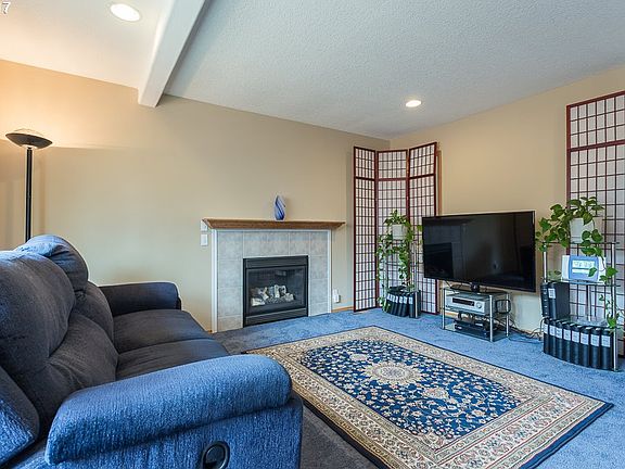 5th image of 6204 SE Jess Ct