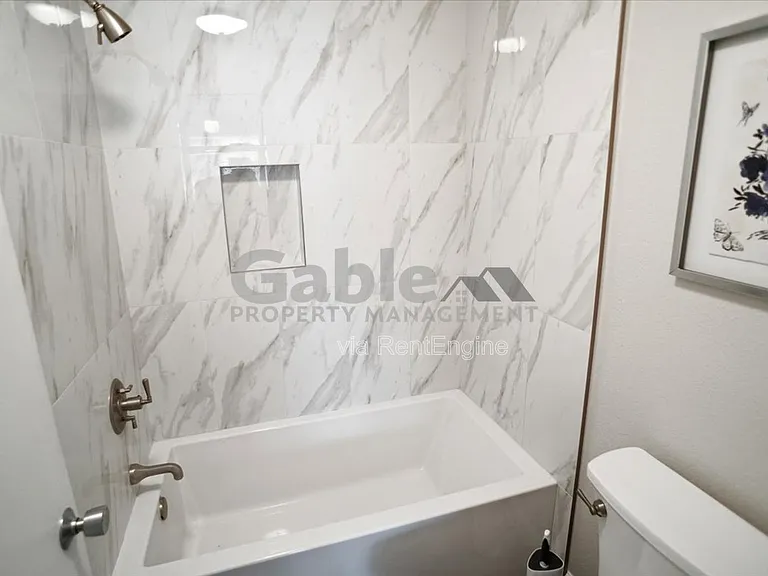 27663 Ironstone Dr #5 — Photo 12
