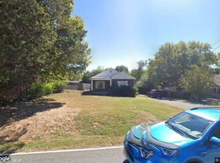 1814 Old Niles Ferry Rd, Maryville, TN 37803