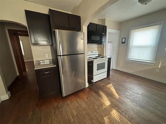 3rd image of 1436 Whitener St