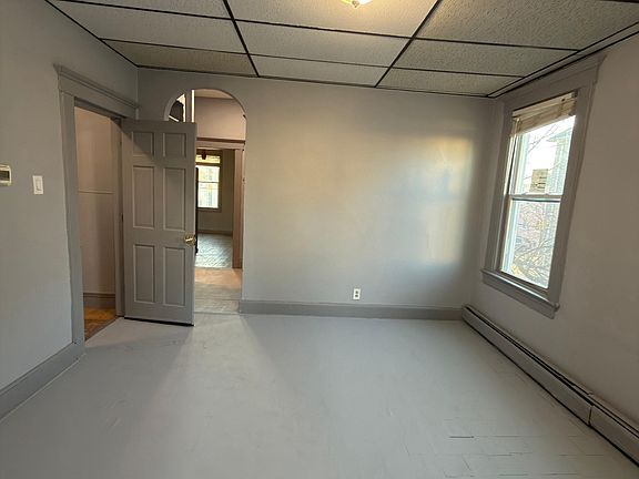 5th image of 150 Armstrong Ave #2